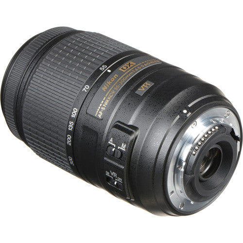 Nikon AF-S DX NIKKOR 55-300mm f/4.5-5.6G ED VR Lens Extreme Couple