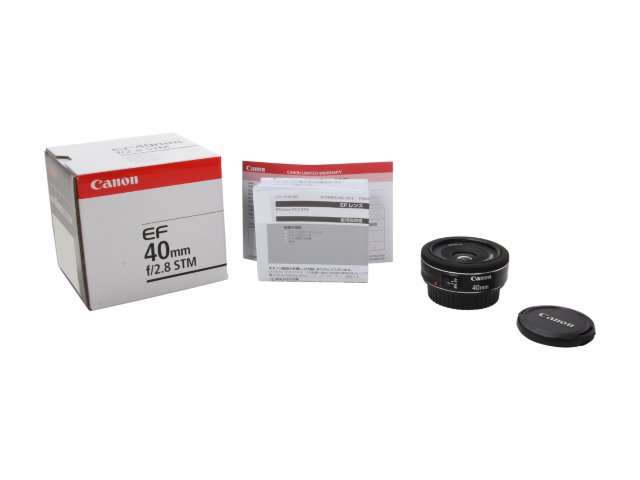 Canon 40mm f/2.8 EF STM Lens Flash Kit W/ Light Diffuser &amp; More