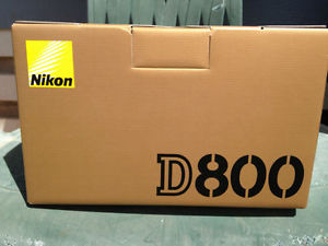 Nikon D800 Digital SLR Camera Tamron SP 70-200mm f/2.8 Di VC USD G2 Lens for Nikon F