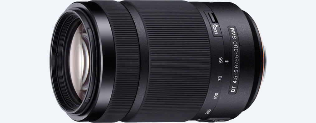 Sony DT 55-300mm f/4.5-5.6 SAM Lens with Sandisk 64GB Memory Card - SAL55300