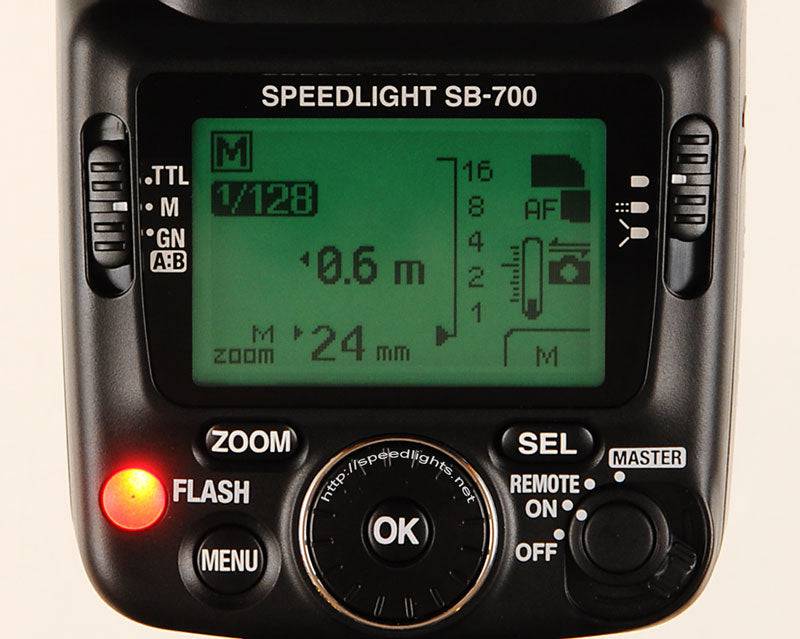 Nikon SB-700 AF Speedlight