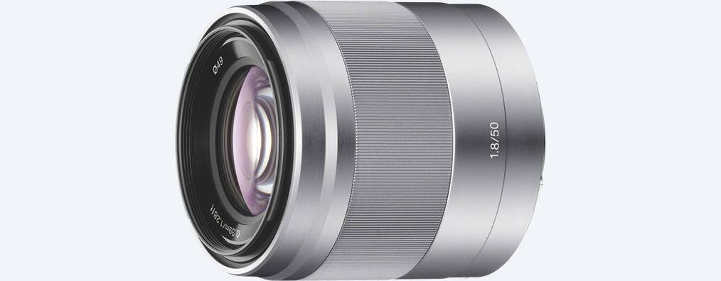 Sony E 50mm f/1.8 OSS Lens (Silver)