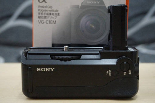 Sony Vertical Battery Grip for Alpha a7/a7R/a7S Digital Camera (Black)