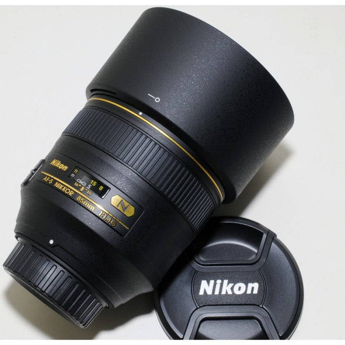 Nikon AF-S NIKKOR 85mm f/1.4G Lens W/ Extreme Pro 128 GB